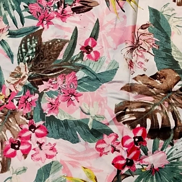 Victoria's Secret XL Tank NWT - Picture 7 of 7